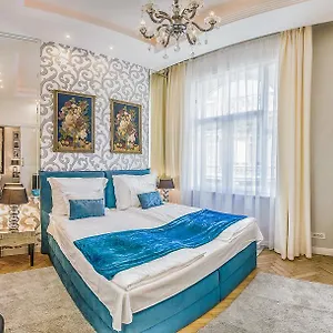 Riverside Apartment Budapest