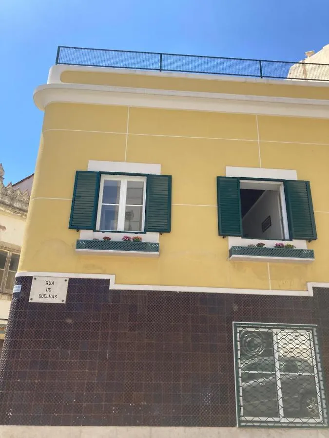 Madragoa - Plus Lisbon Apartment