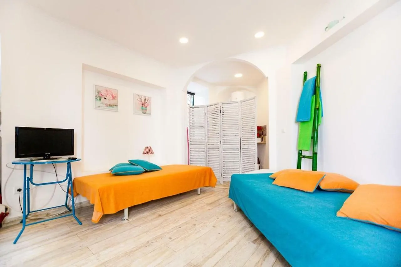Apartment Madragoa - Plus Lisbon